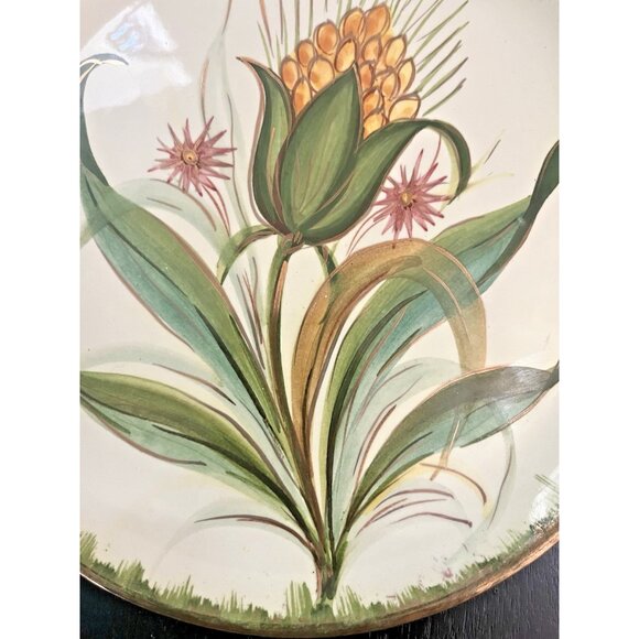 Vtg Decorative Plates Italy Hand Painted Floral Set of 2 10" & 7 " Wall Hangings - Picture 6 of 15